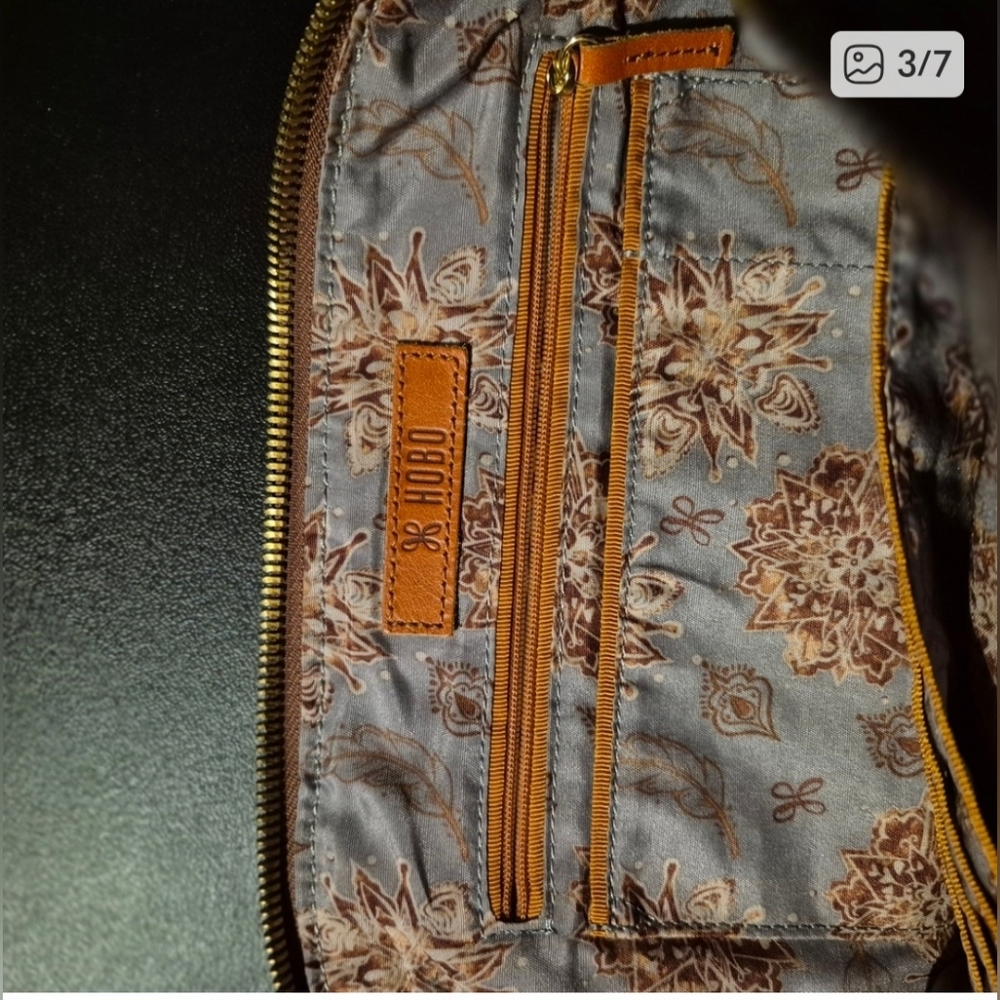 HOBO Stevie Fringed Shoulder Bag - Picture 6 of 11